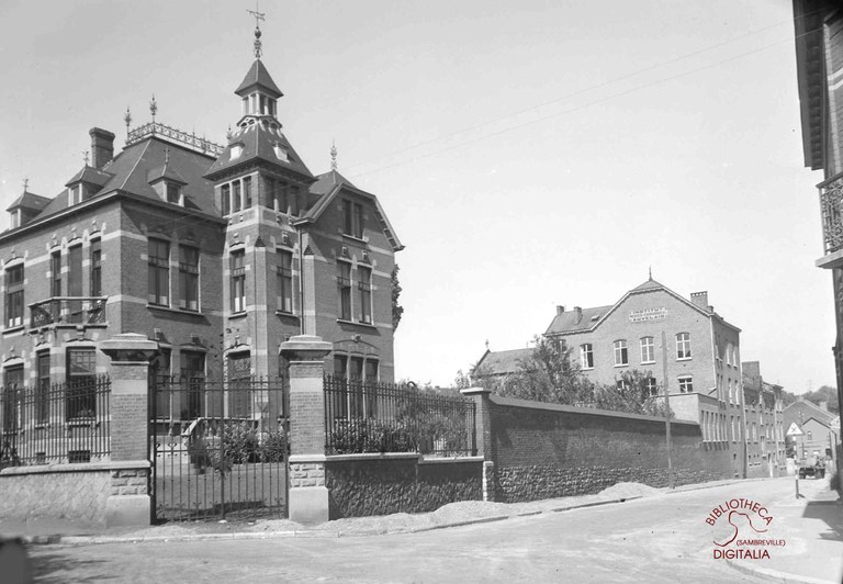 Auvelais : ancienne vue de l'Institut médico-chirurgical (coin rue Docteur ROMEDENNE)