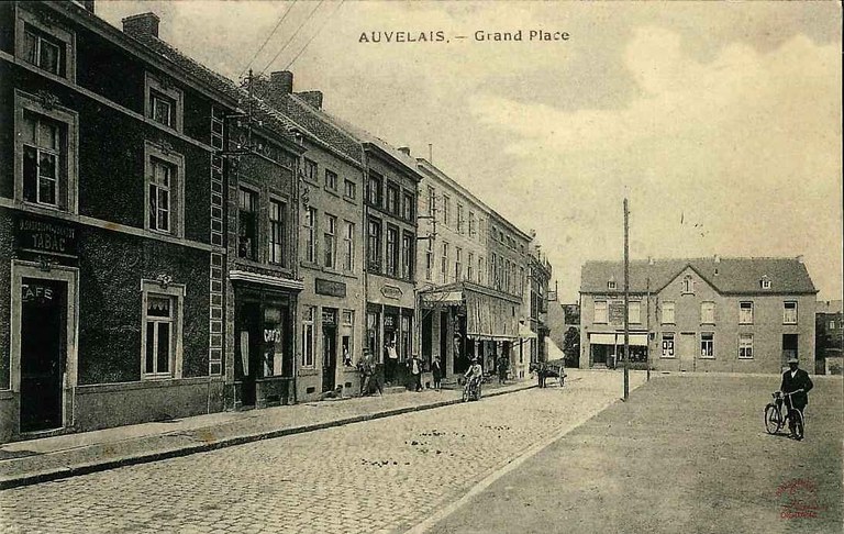 Auvelais : Grand' Place