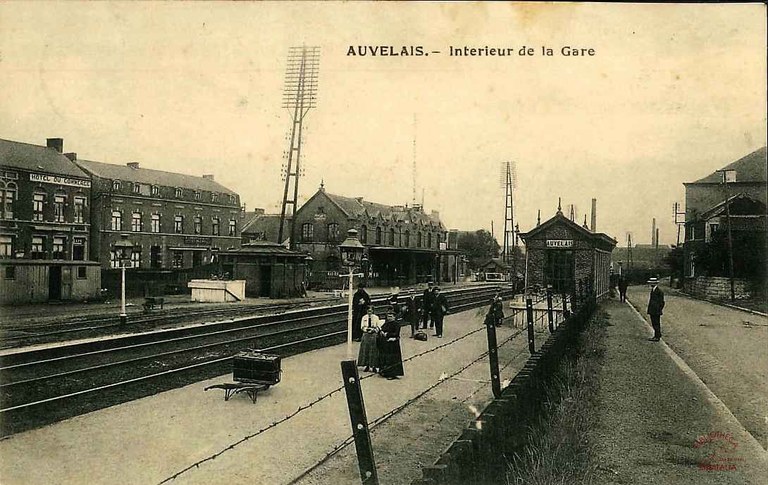 Auvelais : intérieur de la Gare