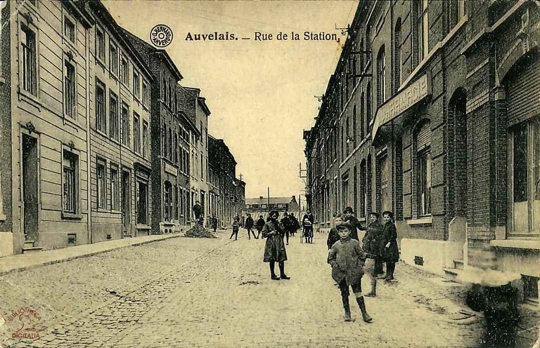 Auvelais : Rue de la Station