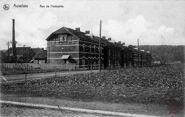 Auvelais : rue de l'Industrie