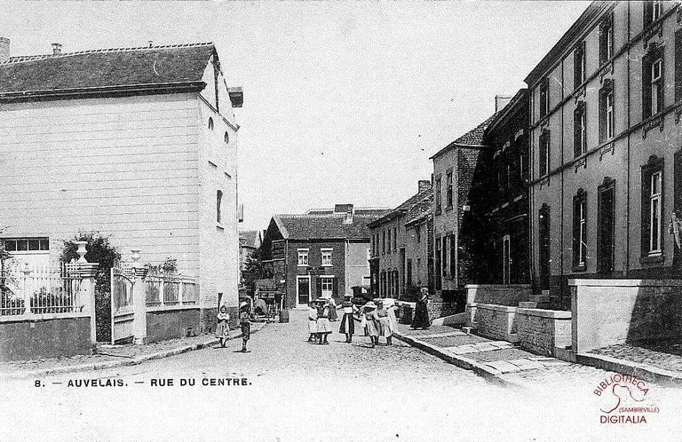Auvelais : rue du centre