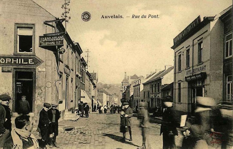 Auvelais : Rue du Pont