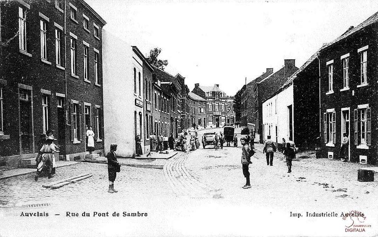 Auvelais : rue du Pont de Sambre