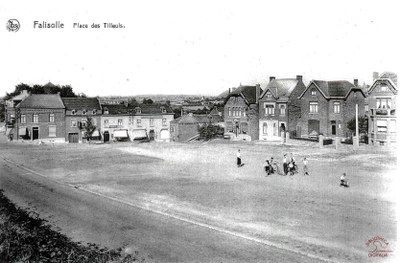 Falisolle : Place des tilleuls