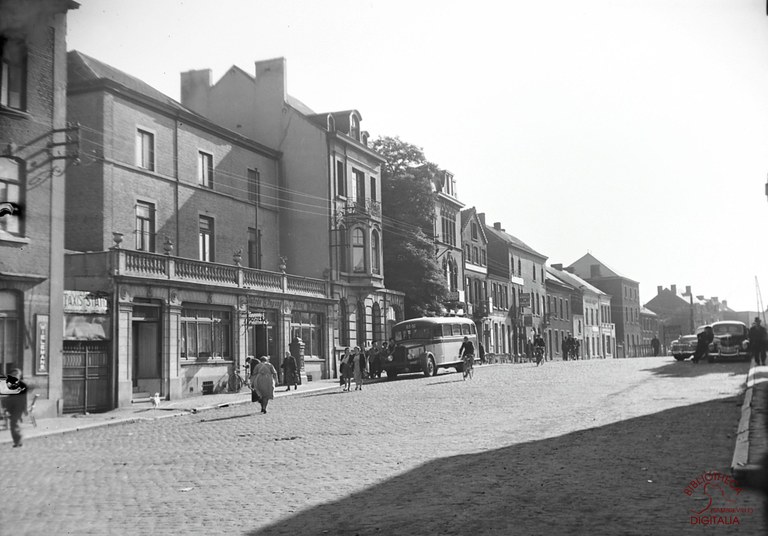 Tamines Rue Victor LAGNEAU, juste en face de la gare