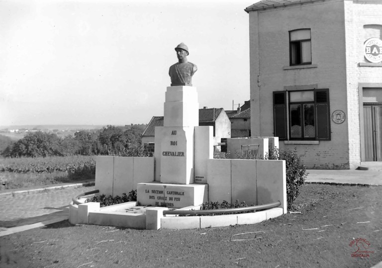 Tamines : monument au Roi Chevalier