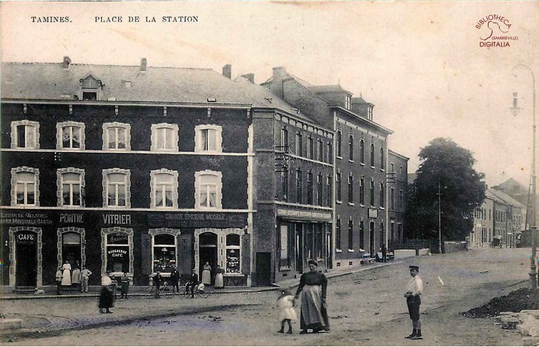 Tamines : Place de la gare