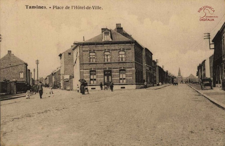 Tamines : Place de l'Hotel de Ville
