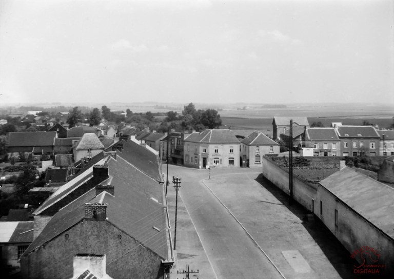Velaine-sur-Sambre : vue depuis le clocher de l'ancienne Eglise
