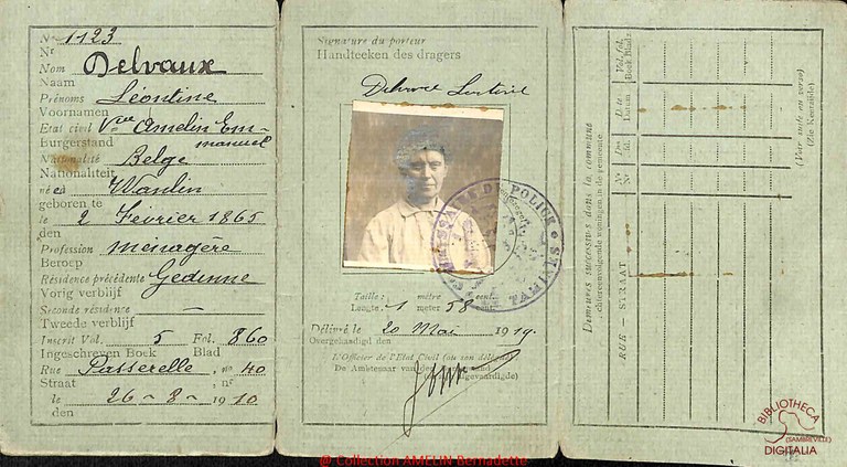 Carte d'identité de DELVAUX Léontine (maman de AMELIN Arthur)