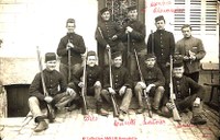 Groupe de militaires au Camp de Fouches (Arlon) mai 1913
