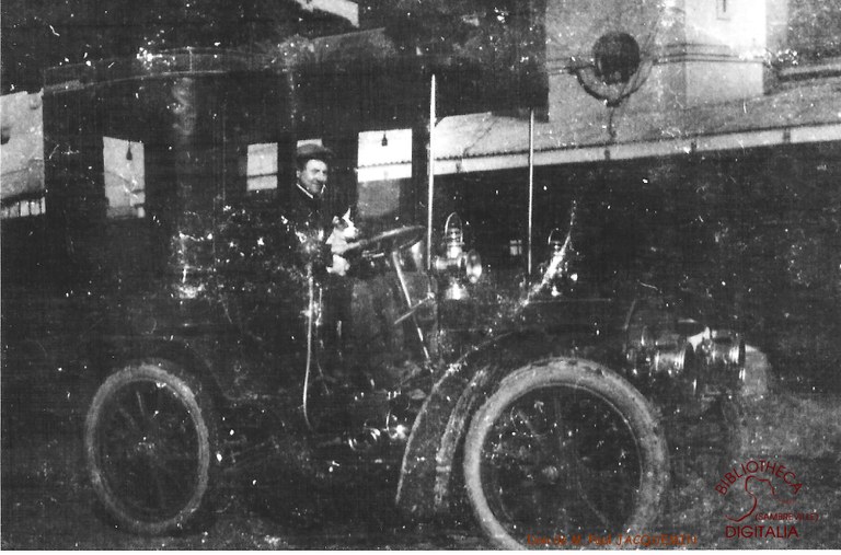 Première voiture achetée par un velainois
