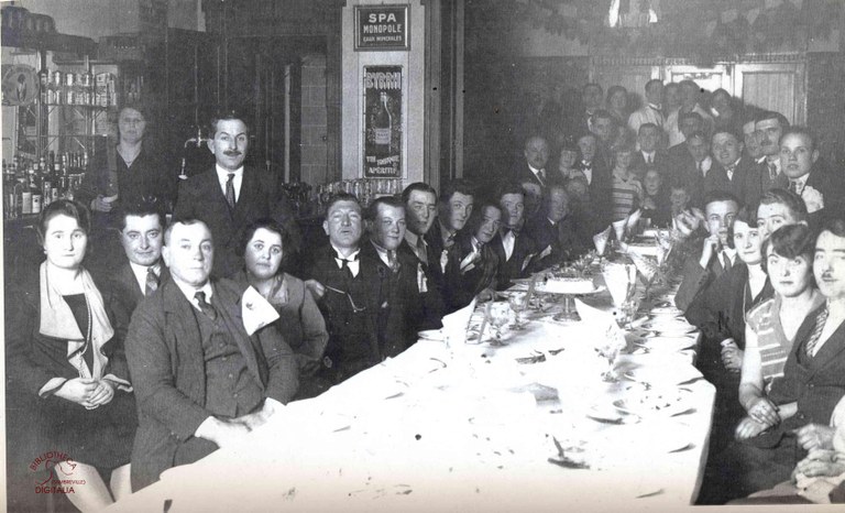 Tamines : fête de la Sainte Cécile au Café GOUBET de la rue de la Staion