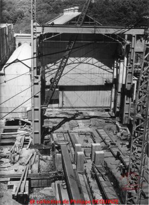 Auvelais : la centrale électrique (en 1955)