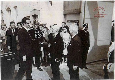 Tamines : Fonderies et poêleries. Visite royale vers 1965
