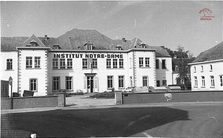 Auvelais : façade de l'Institut Notre Dame