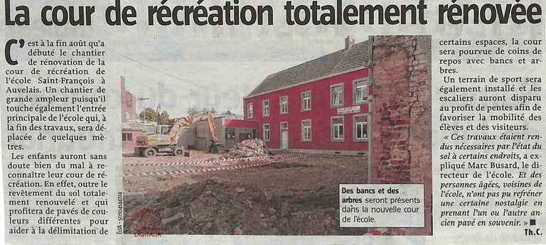 Auvelais : école Saint François. La cour de récréation totalement rénovée.