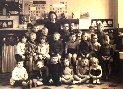 Arsimont : école communale. Classe de Mme LAMBERT Aline
