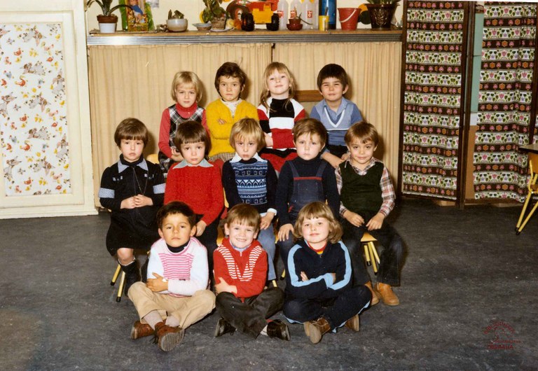 Arsimont : école communale. Classe de Mme LAMBERT Aline (Mme Linette)