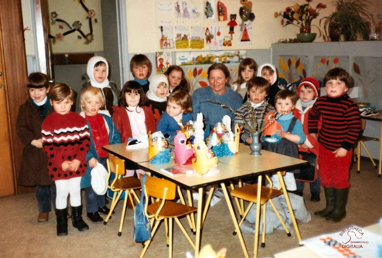 Arsimont : école communale. Classe de Mme LAMBERT Aline (Mme Linette)