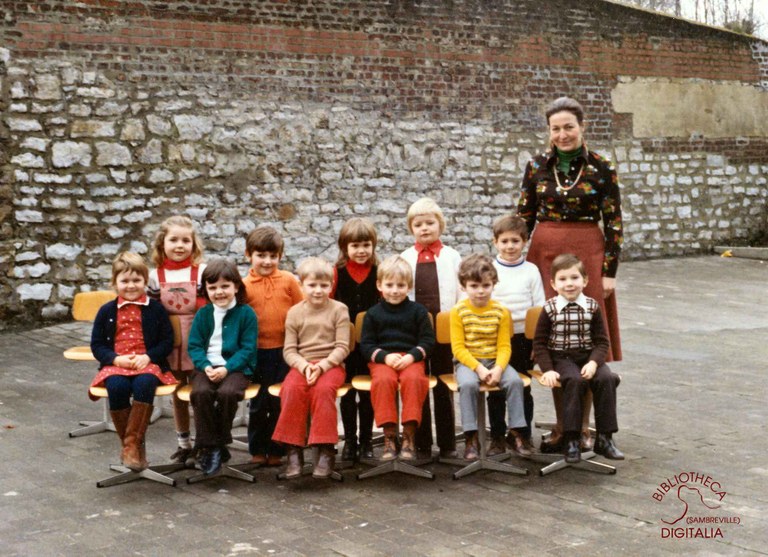Arsimont : école communale. Classe de Mme LAMBERT Aline (Mme Linette)