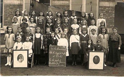 Auvelais : école communale, classe de Mme MOREAU