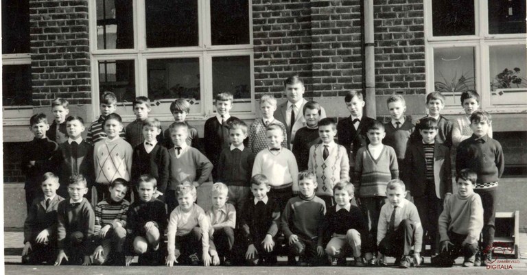 Auvelais : école communale du centre, 3ème et 4ème année primaire