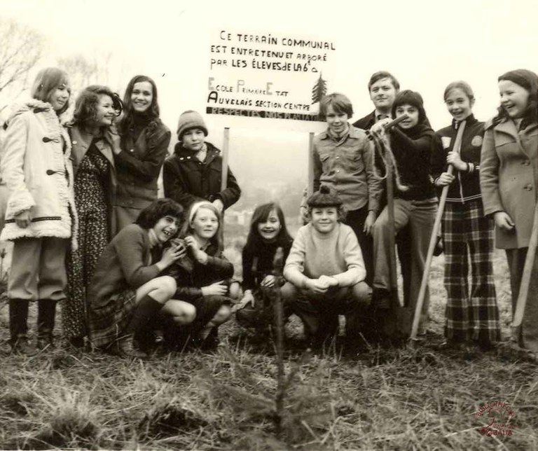 Auvelais : école communale du centre