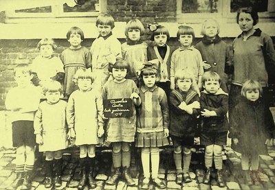 Auvelais : école communale gardienne