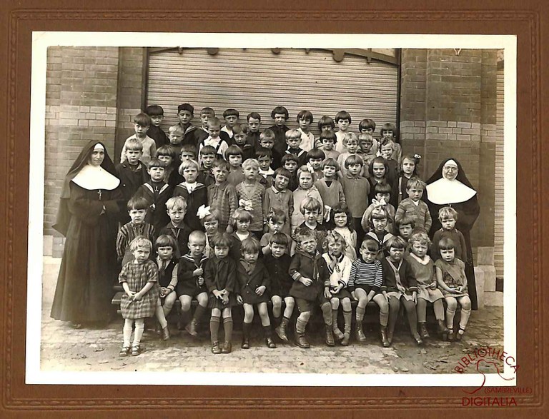 Auvelais : école de la glacerie
