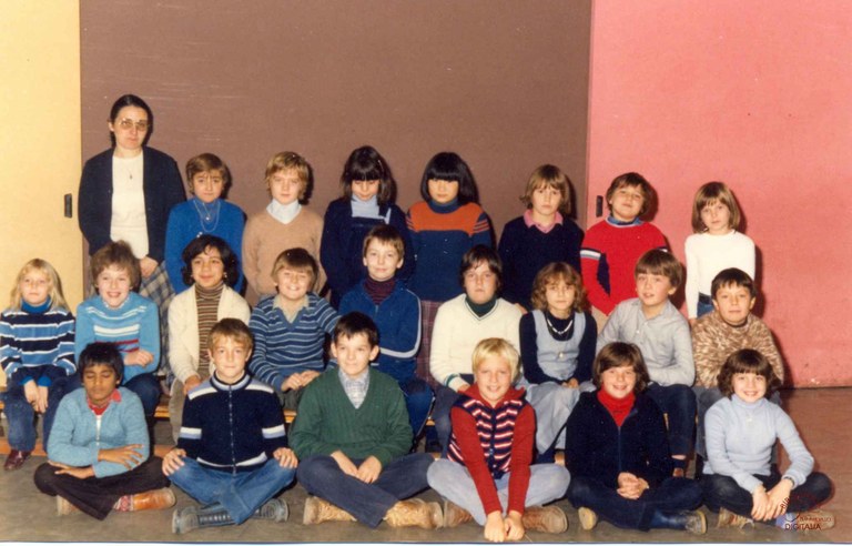Auvelais : école des sœurs de la Providence (rue du Pont-à-Biesmes)