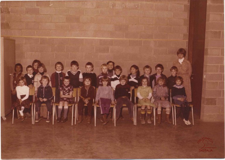 Auvelais : l'école des sœurs de la Providence (rue du Pont-à-Biesmes)