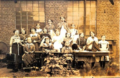 Auvelais : école ménagère