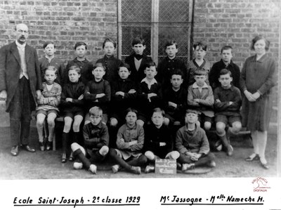 Auvelais : école Saint Joseph : 2ème classe