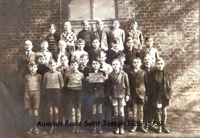 Auvelais : école Saint Joseph : 6ème année
