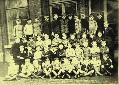 Auvelais : école Saint Joseph, classe de M. DEPREZ