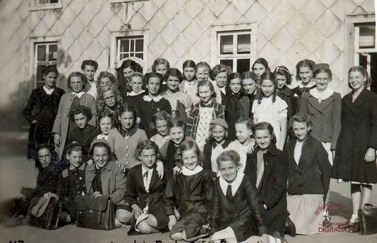 Auvelais : l’école catholique professionnelle (rue du Pont-à-Biesmes)