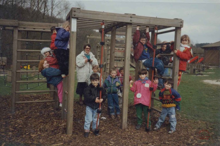 Auvelais :école Saint François. Classe de Mme DEFOEUX Yolande