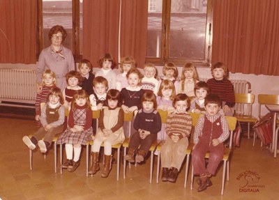 Auvelais : école Saint François. Classe de Mme LAVIOLETTE Marie-Josée