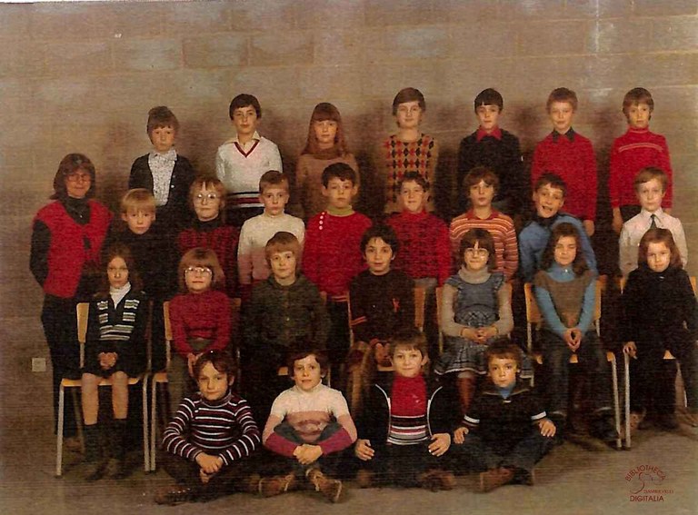 Auvelais : école Saint François (rue Pont-à-Biesmes)