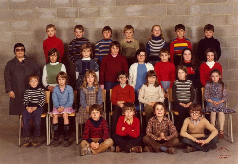 Auvelais : école Saint François (rue Pont-à-Biesmes)