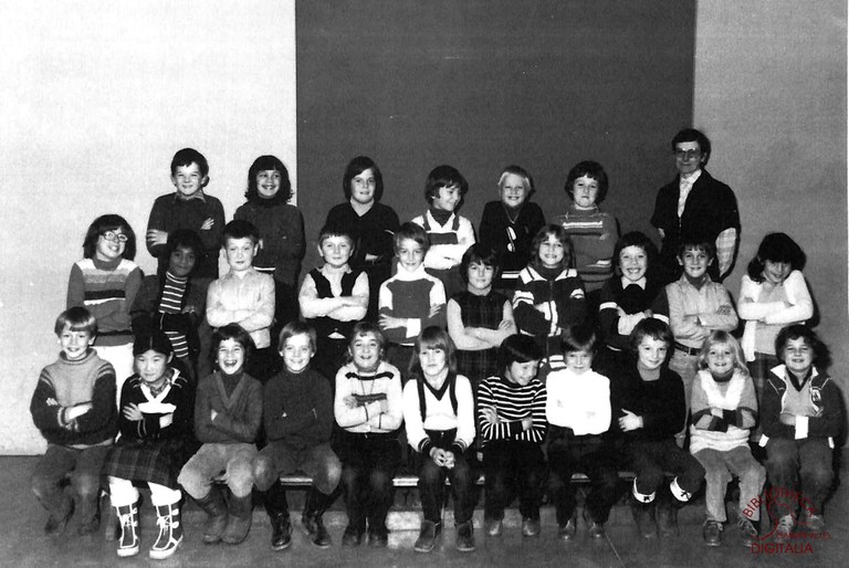 Auvelais : école Saint François rue Pont-à-Biesmes