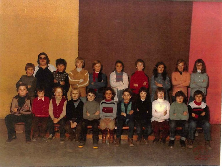 Auvelais : école Saint François (rue Pont-à-Biesmes).Classe de Mme LEFEVRE