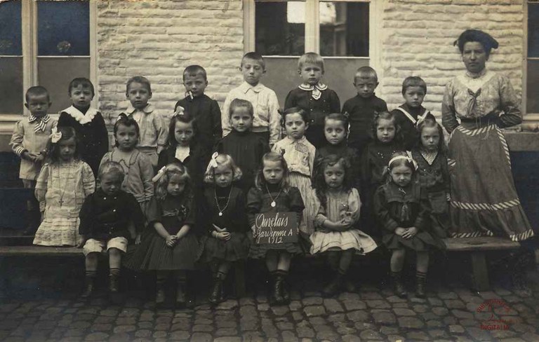 Auvelais : photo de classe