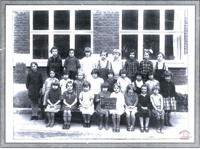 Falisolle: l’école communale, classes de 1ère et 2ème années en 1938