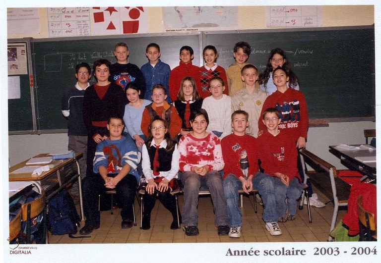 Keumiée : école communale photo de classe. Classe de Mme Marie-Aline