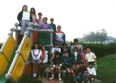 Keumiée : école communale. Photo de la classe de Mme Marie-Aline