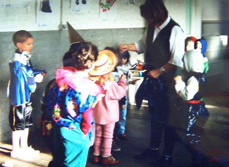 Moignelée : école communale. Carnaval