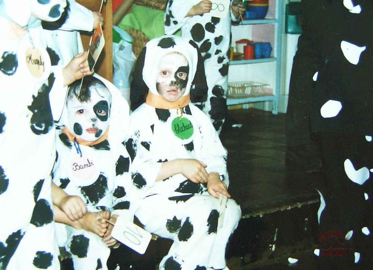 Moignelée : école communale. Carnaval